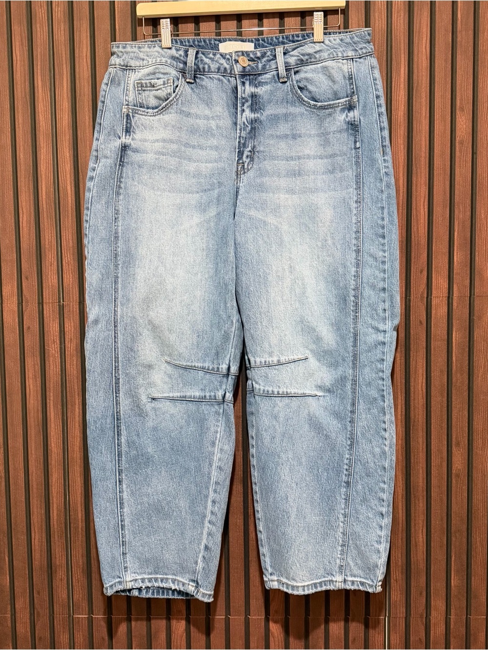 Vervet by Flying Monkey Kate Barrel Leg Jeans 16W Plus High Rise Light Wash